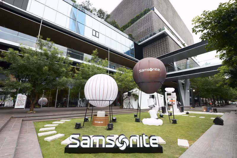 林柏宏攜師弟40度高溫推行李箱　熱到想帶Samsonite「去火星」