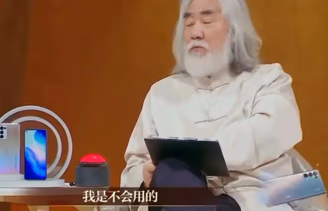 31歲知名女星翻車，評論內涵劉亦菲，曾因耍大牌連累張頌文