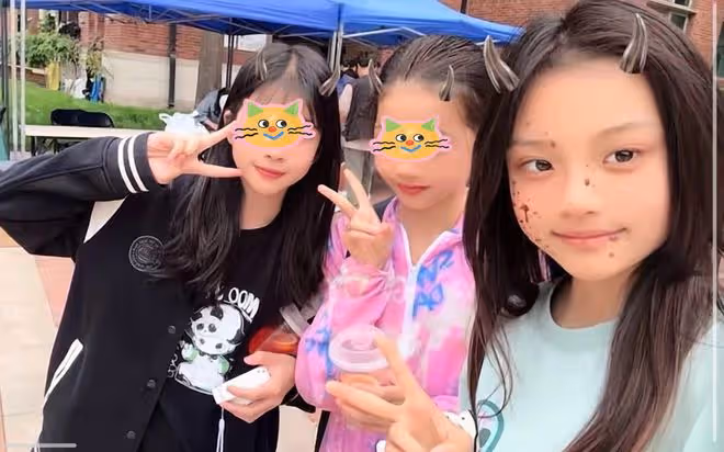 賈乃亮女兒小學畢業,甜馨升級准初中生,不舍同學哭得稀里嘩啦