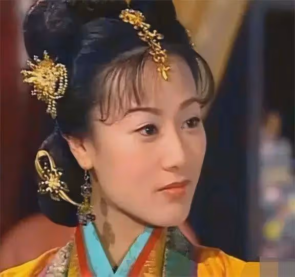 她7歲從天津到香港,是TVB「御用情婦」,演上百部作品卻是二三線
