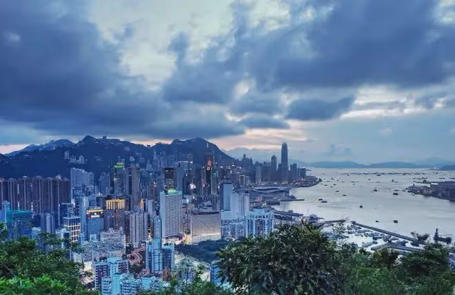 范冰冰香港購置豪宅,正式復出?消失5年的她,如今過成了這樣?