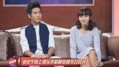 她拒認「渣父」,卻送母百萬豪宅,出道15年零緋聞,如今35歲爆火