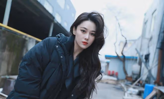 張馨予老公視角下的自然美曝光,清新脫俗引熱議,幸福婚姻顯真章