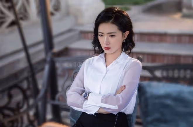 萬茜老公疑出軌,酒店密會美女,模範婚姻陷危機?