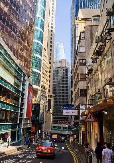 回顧：香港人的真實生活是怎樣的？跟你的想像完全不一樣