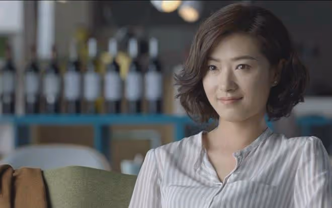 撒狗糧!萬茜深夜牽手老公進酒店超膩歪,真夫妻就是比電視好看