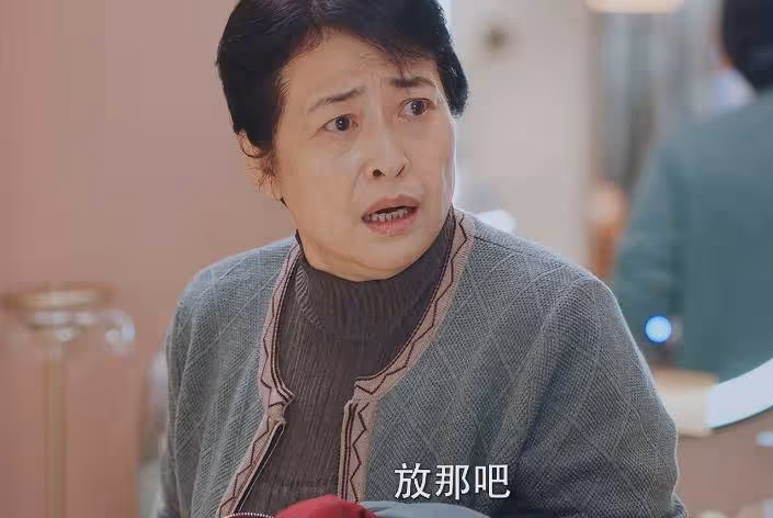 生活劇《上有老下有小》：劇情太寫實，撲面而來是窒息感
