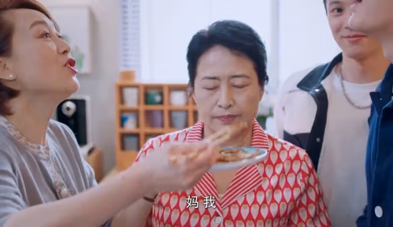 生活劇《上有老下有小》：劇情太寫實，撲面而來是窒息感