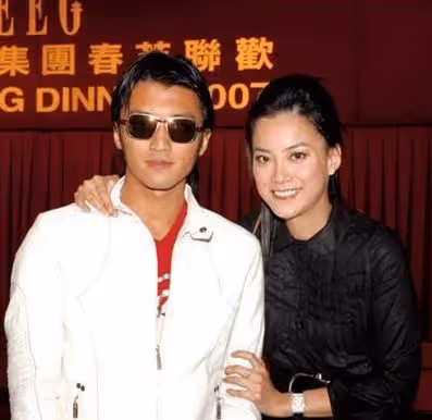 霍汶希:續約 20 年,我在辦公室等你!謝霆鋒張柏芝王菲歸屬已定!