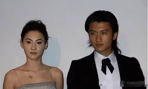 霍汶希:續約 20 年,我在辦公室等你!謝霆鋒張柏芝王菲歸屬已定!