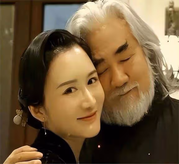 42歲杜星霖生四胎,甘受鋼絲穿乳之苦,她究竟有多愛張紀中?