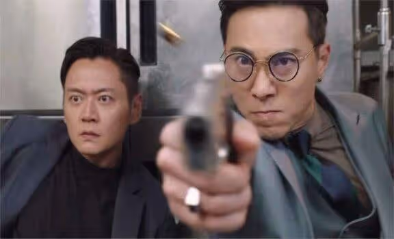 暈倒後不幸離世！TVB老戲骨鄭啟泰遺作開播！出場15分鐘告別熒幕