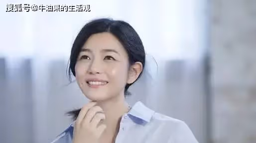 陳妍希婚變後露面,面部浮腫狀態差,離婚原因引發猜測