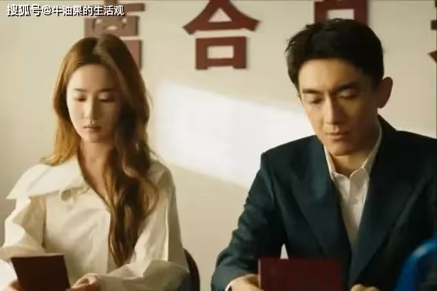 陳妍希婚變後露面,面部浮腫狀態差,離婚原因引發猜測