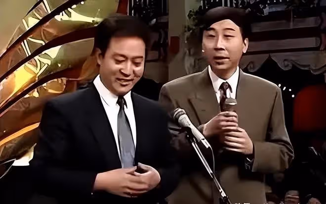 74歲牛群滿臉滄桑,曾紅極一時,離開馮鞏後,為何淪落至此?