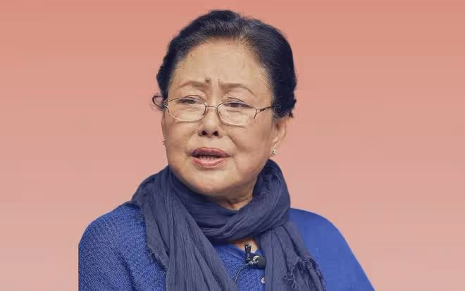 大姐你誰啊?這幾個明星整容前後變化大,簡直不敢認!