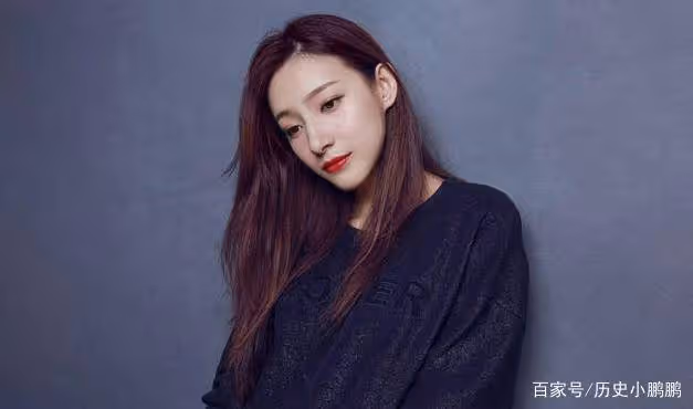央視的美女主持，長得太漂亮了，網友：比董卿、周濤還漂亮