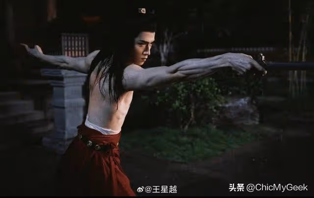《墨雨雲間》王星越養眼肌肉照火上熱搜!