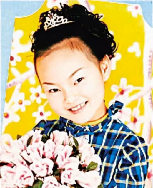 回顧「神童」覃瑤:4歲上小學,12歲讀重點高中,14歲時跳河自殺
