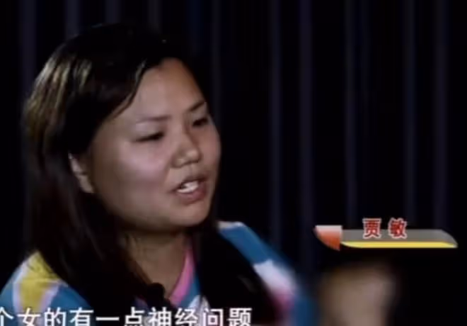 2003年三歲女兒擺攤時走失,17年後卻發現在隔壁,已結婚生子