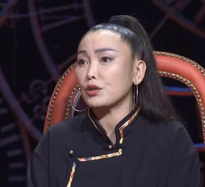 回顧20歲西藏小伙,愛上大9歲深圳女強人,追求23年才結婚,為啥