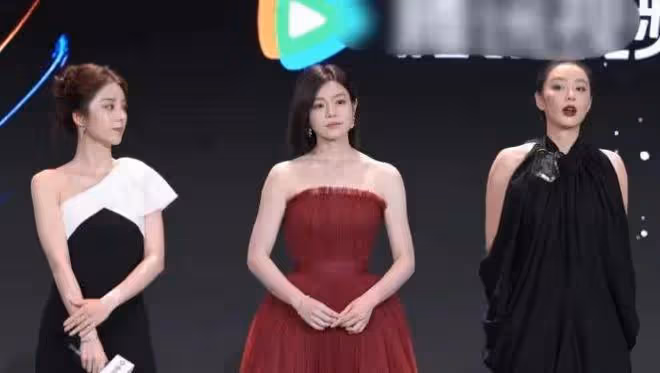 當36歲高葉和41歲陳妍希同框,骨相美和皮相美區別就出來了