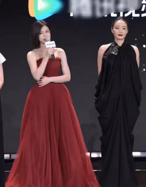 當36歲高葉和41歲陳妍希同框,骨相美和皮相美區別就出來了