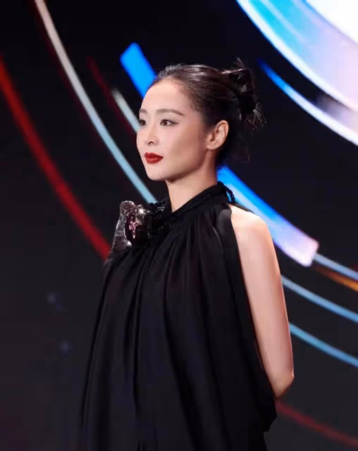 當36歲高葉和41歲陳妍希同框,骨相美和皮相美區別就出來了