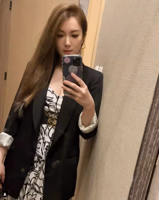 TVB前花旦大曬V字臉近照，重回顏值高峰！早前肚子疑懷孕