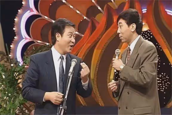 太慘!75歲牛群近況罕見曝光:滄桑衰老目光呆滯,離婚獨居貧民窟