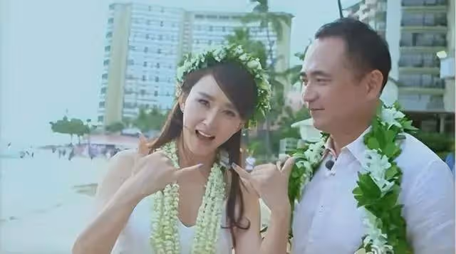 胡靜:嫁馬來西亞豪門,丈夫為了不與她分房睡,自己去摘除扁桃體