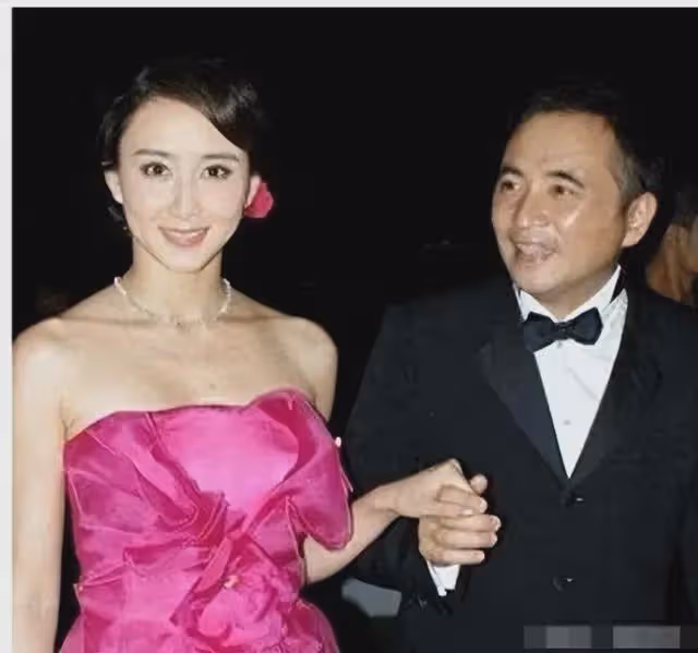 胡靜:嫁馬來西亞豪門,丈夫為了不與她分房睡,自己去摘除扁桃體