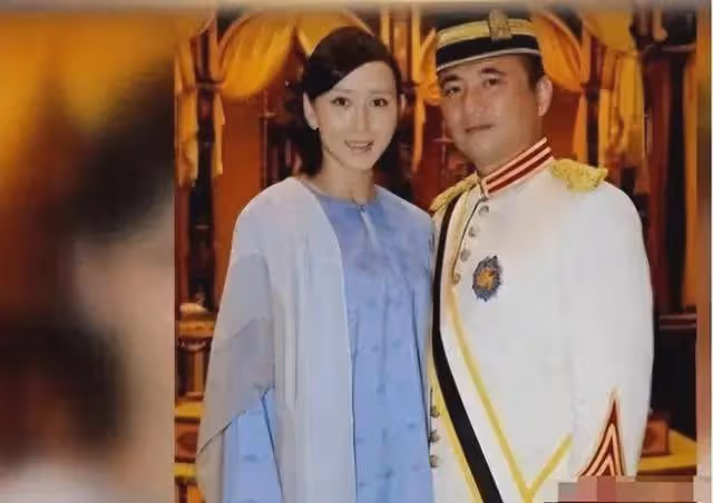 胡靜:嫁馬來西亞豪門,丈夫為了不與她分房睡,自己去摘除扁桃體