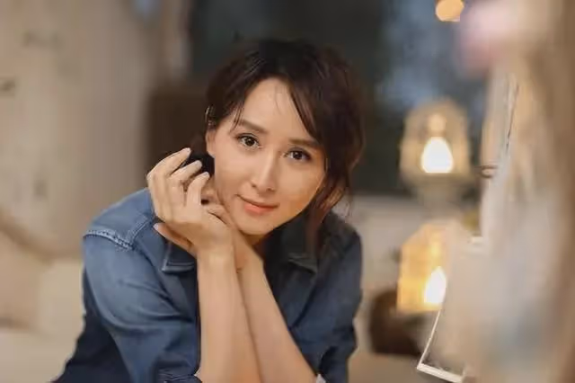 胡靜:嫁馬來西亞豪門,丈夫為了不與她分房睡,自己去摘除扁桃體