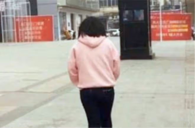 2012年,河南14歲少女被迫與一對父子6年生3娃,找到時已精神分裂