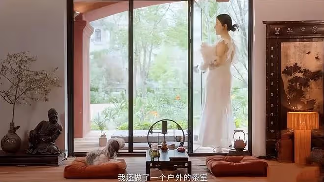 43歲霍思燕壯得不敢認，疑似三胎，北京豪宅5畝，網友：好有錢