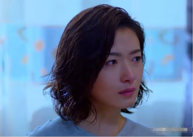 因為《玫瑰的故事》，她又翻紅了，老公卻被曝出軌了