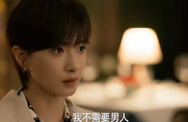 因為《玫瑰的故事》，她又翻紅了，老公卻被曝出軌了