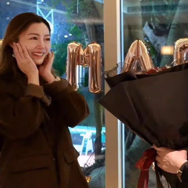 恭喜!39歲知名女星突然宣布結婚,與圈外男友拍拖兩年半終修成正果