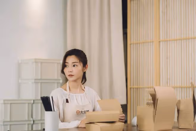 恭喜!39歲知名女星突然宣布結婚,與圈外男友拍拖兩年半終修成正果