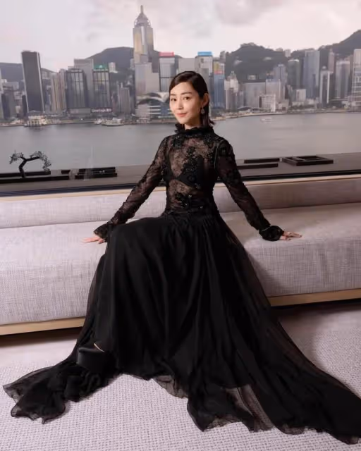 恭喜!39歲知名女星突然宣布結婚,與圈外男友拍拖兩年半終修成正果