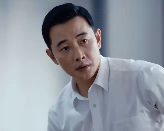 事實證明,42歲的羅晉,已在成為「非著名」演員的路上越走越遠