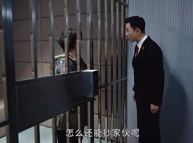 事實證明,42歲的羅晉,已在成為「非著名」演員的路上越走越遠