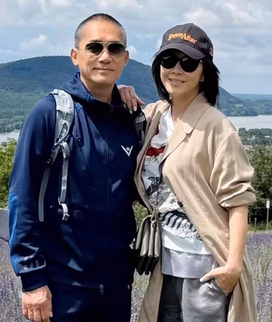 劉嘉玲曬全家福為老公慶生,夫妻高調撒糖,梁朝偉媽媽妹妹罕出鏡