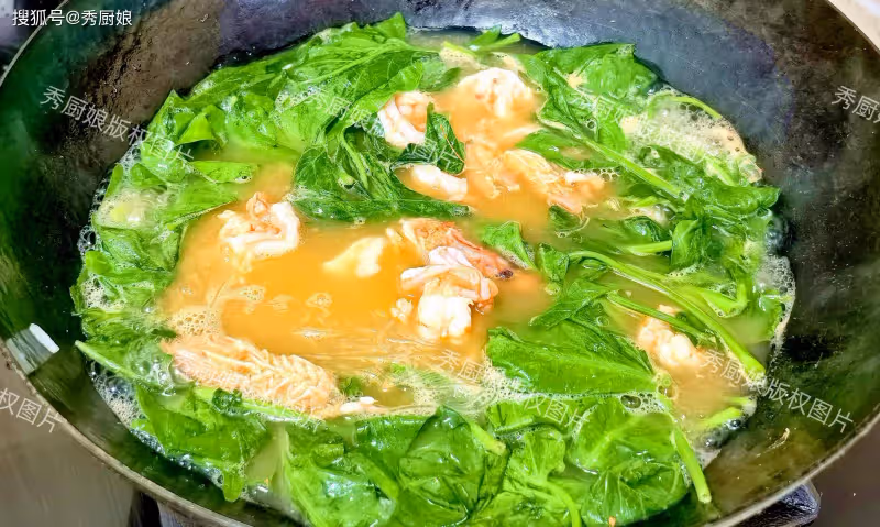 黃瓜、苦瓜靠邊站,夏天這「鹼性菜」使勁吃!大便通暢,對眼睛好