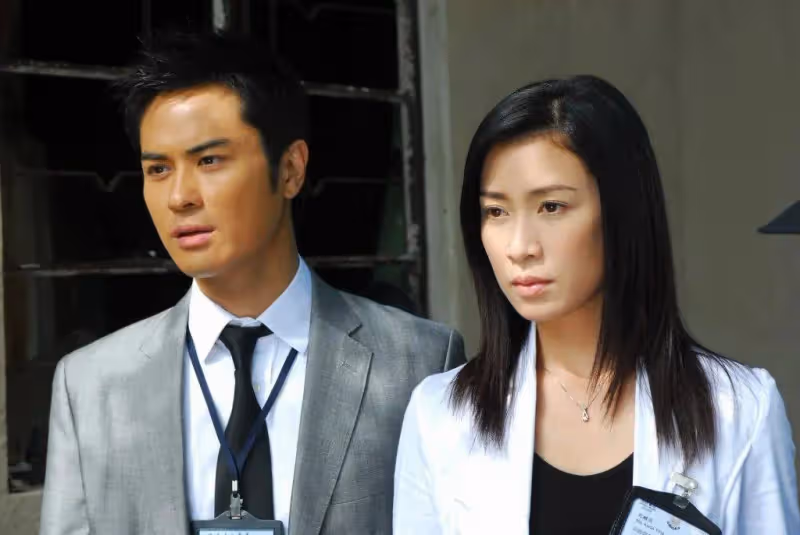 TVB視後與緋聞情敵姐姐罕見同框,對方曾在採訪中暗諷,如今經常互動