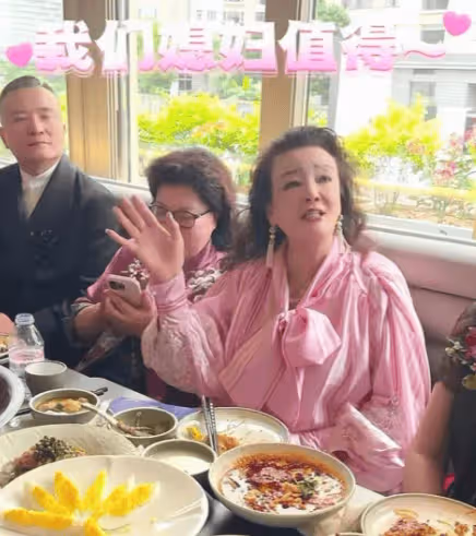 張蘭一呼即應,馬筱梅秒接電話甜蜜喊媽!婆婆很滿足再也不擔心找不到汪小菲了