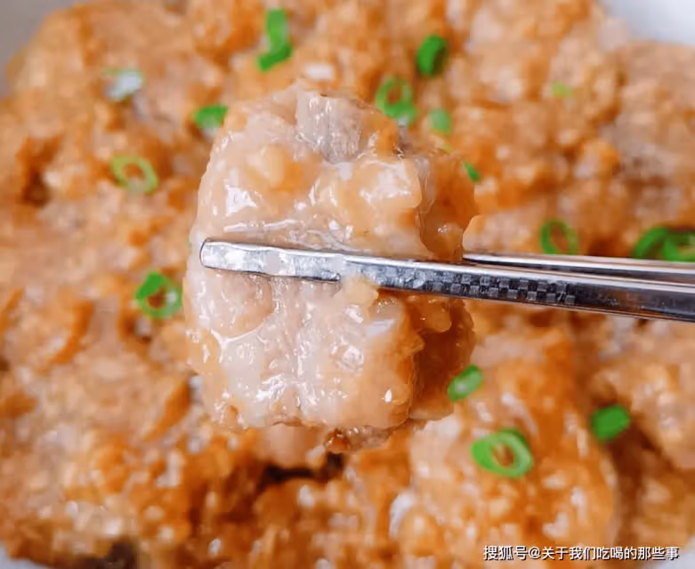 蒸排骨,怎麼做才香軟好吃?教您正確做法,軟嫩不柴,香味十足