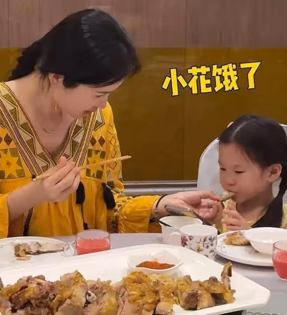 73歲張紀中又要當爸!杜星霖孕期嘴饞想吃羊肉串,全家連夜飛新疆