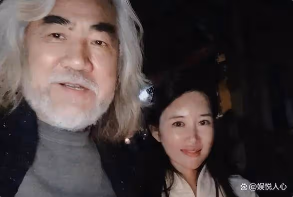 張紀中老婆凌晨3點想吃羊肉串!全家半夜飛新疆,把杜星霖寵上天